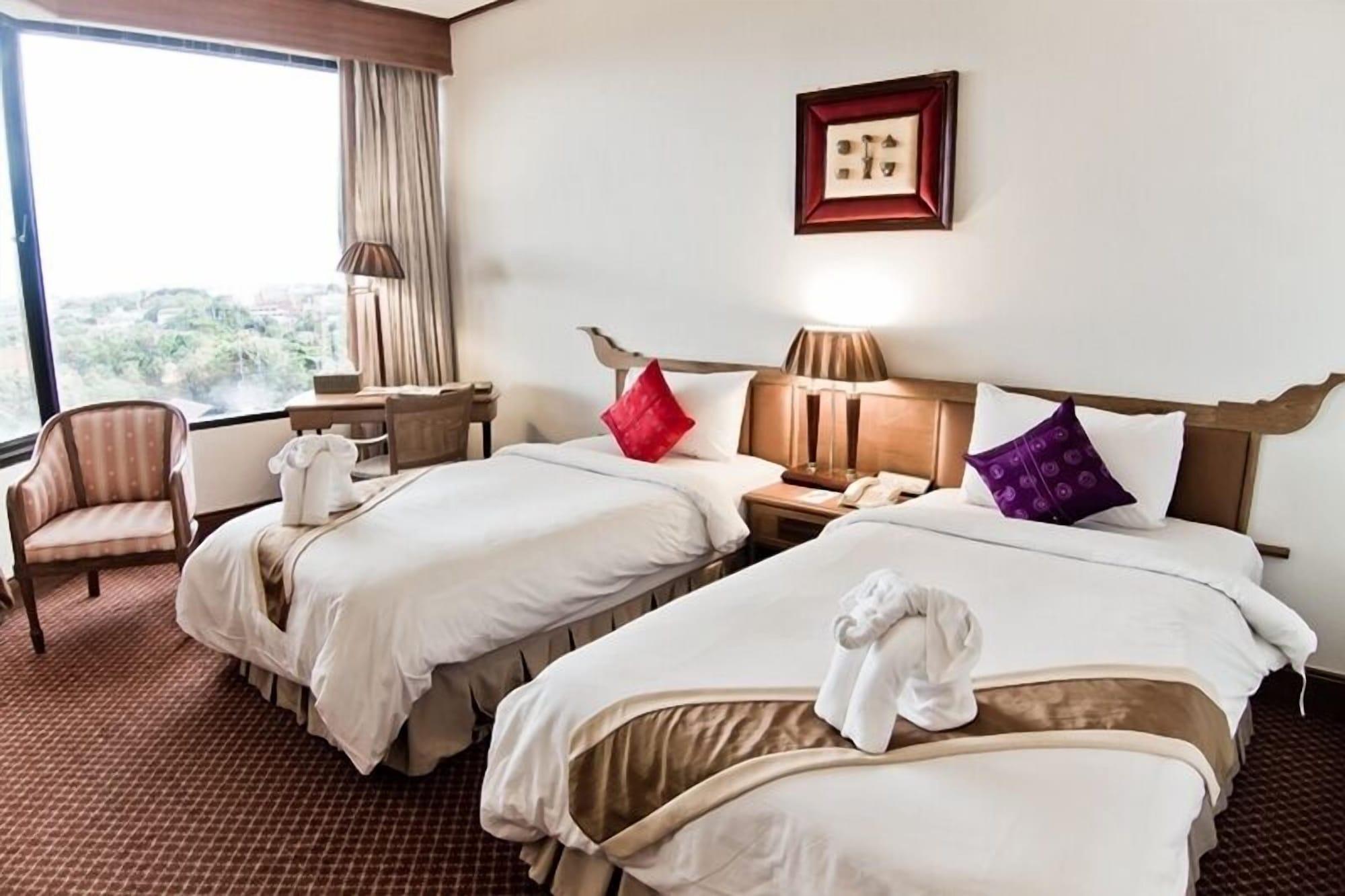 Laithong Hotel Ubon Ratchathani Exterior foto